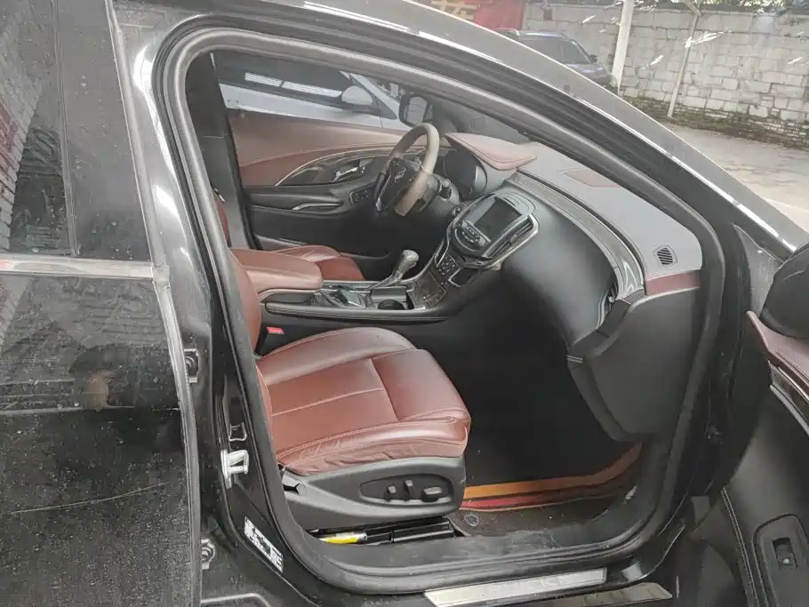 Buick LaCrosse — миниатюра 8
