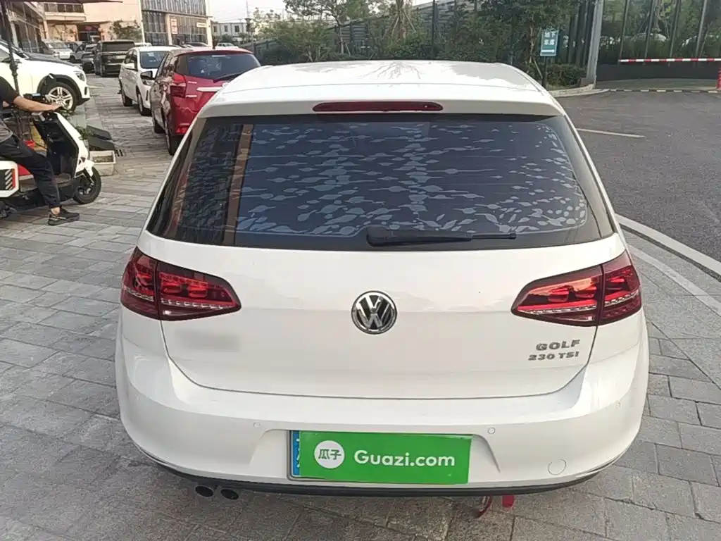 Volkswagen Golf — миниатюра 6