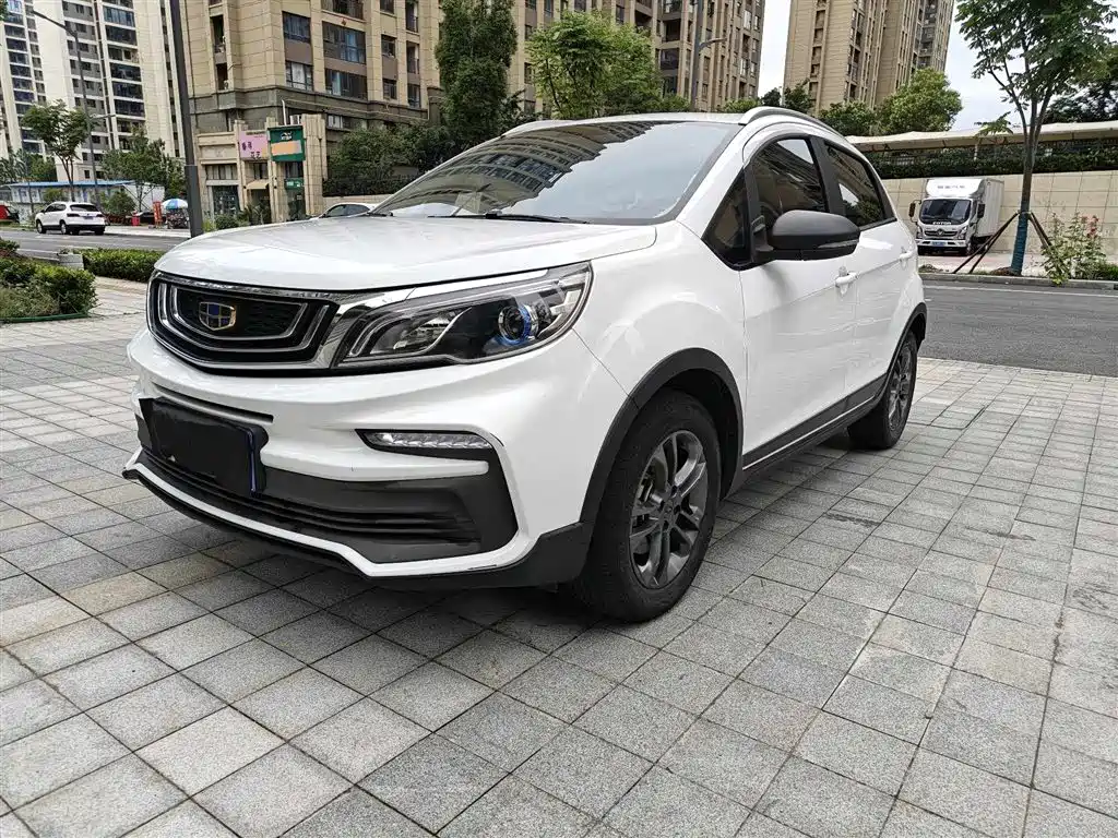 Купить Geely Vision X3