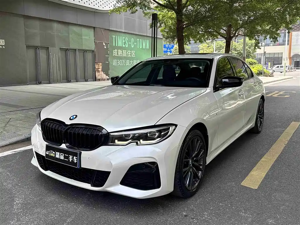 BMW 3 Series 2021