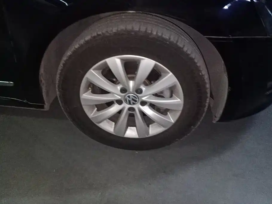 Volkswagen Passat — миниатюра 6