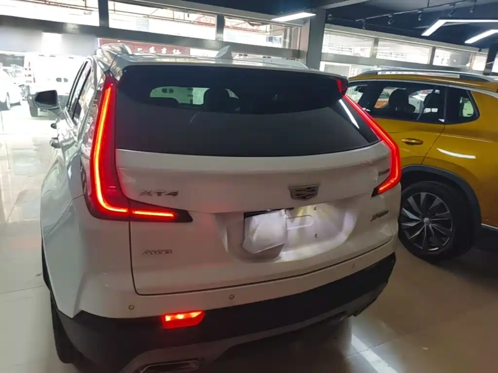 Cadillac XT4 — миниатюра 4