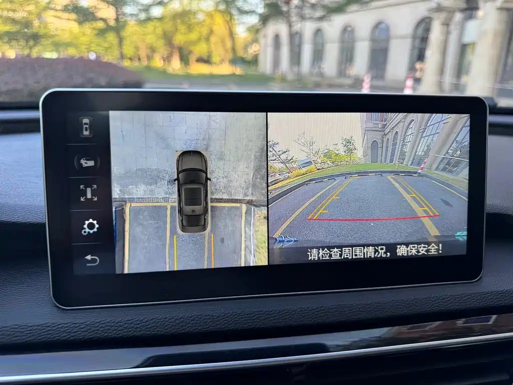Hongqi Hongqi H5 — миниатюра 16