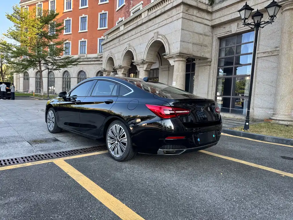 Hongqi Hongqi H5 — миниатюра 42