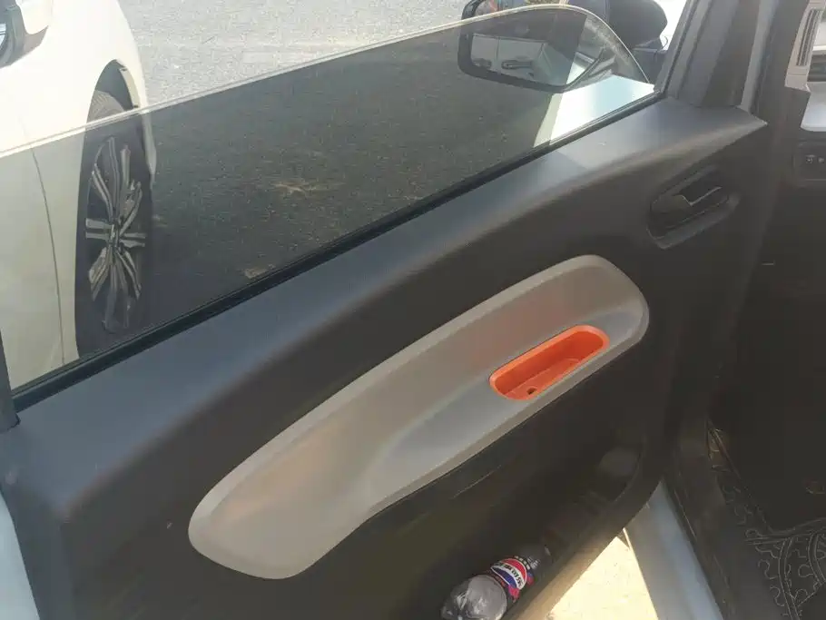 Wuling MINIEV — миниатюра 7