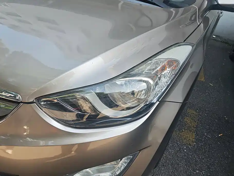 Hyundai Elantra Langdong — миниатюра 5