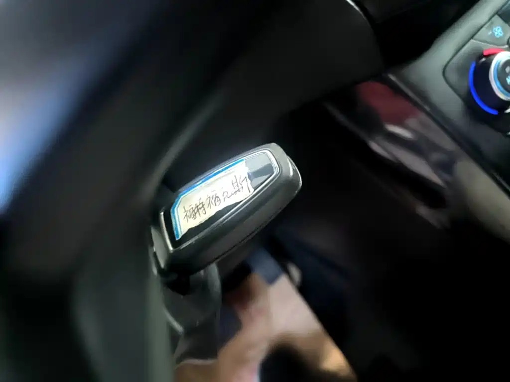 Ford Focus — миниатюра 9