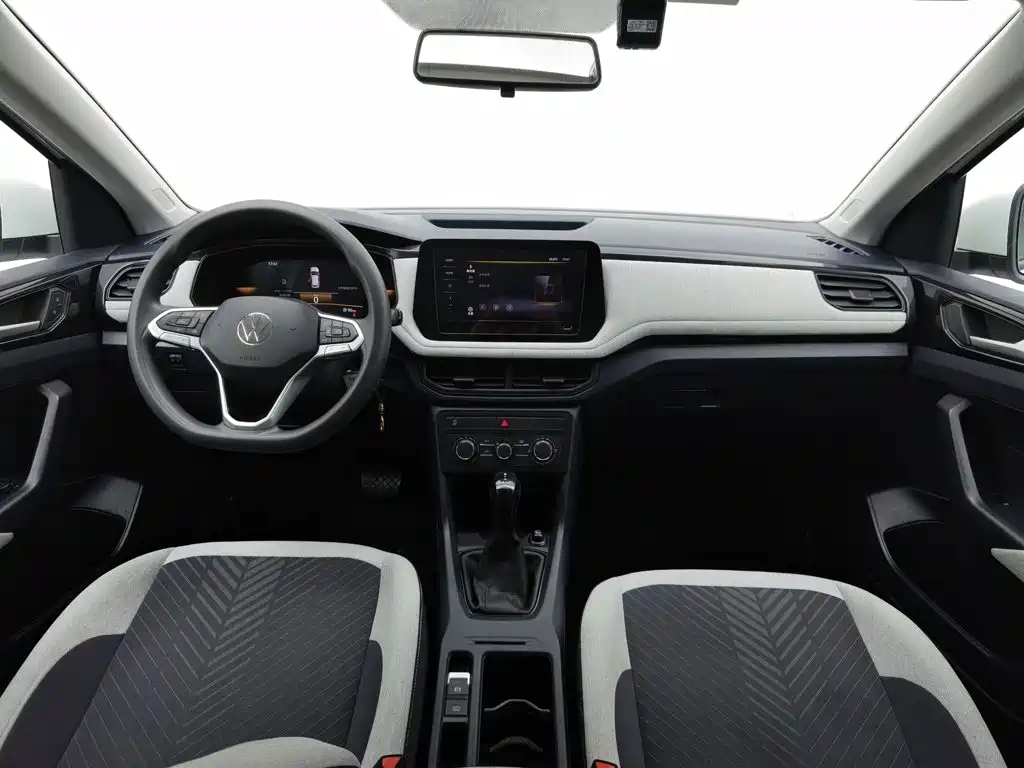 Volkswagen Tharu — миниатюра 5