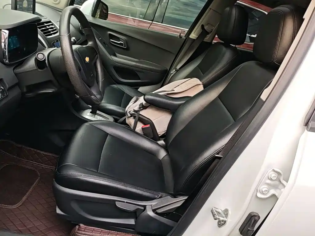 Chevrolet Trax — миниатюра 15