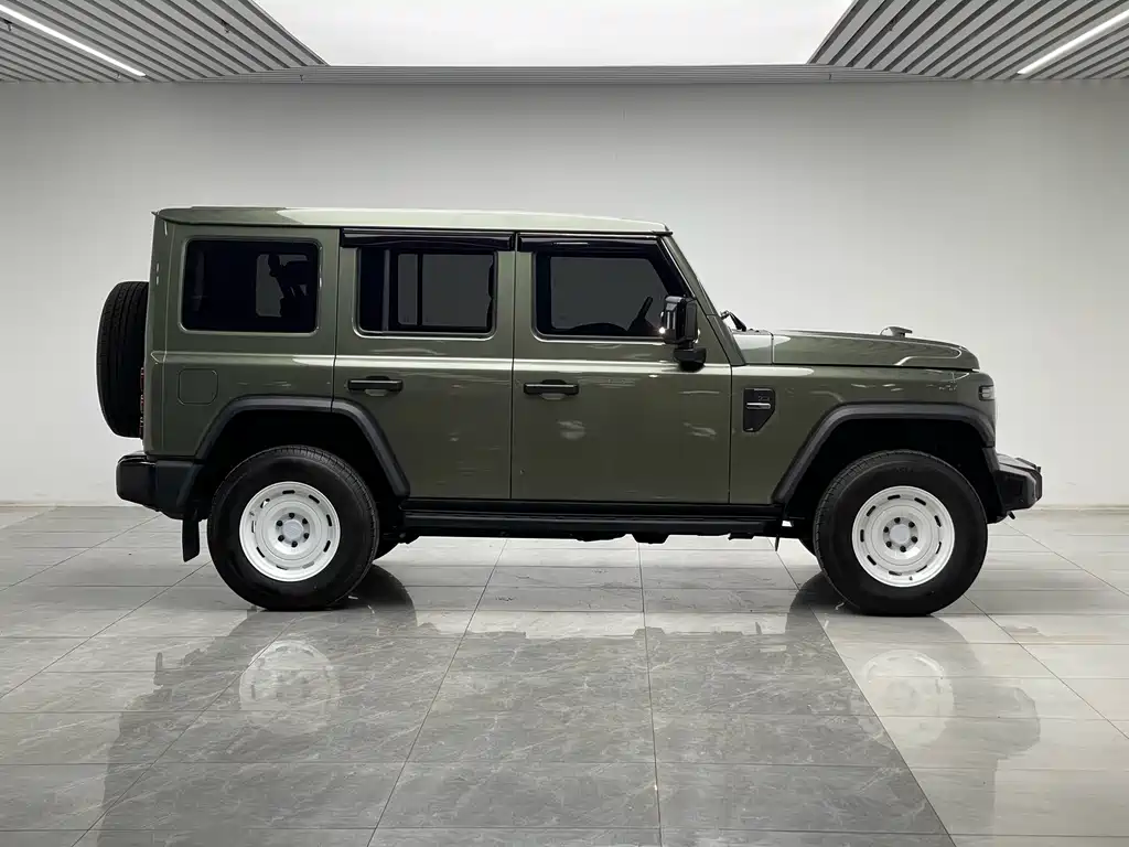 212 212 T01 — миниатюра 8