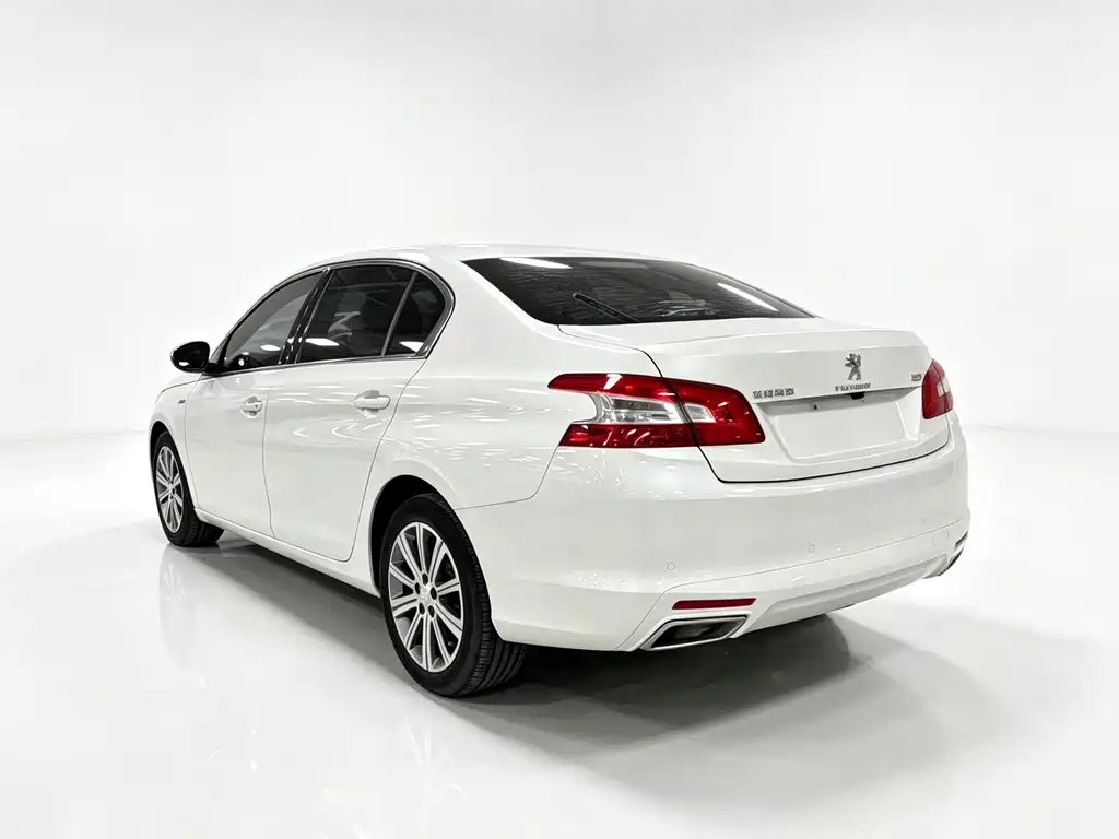 Peugeot 408 — миниатюра 7