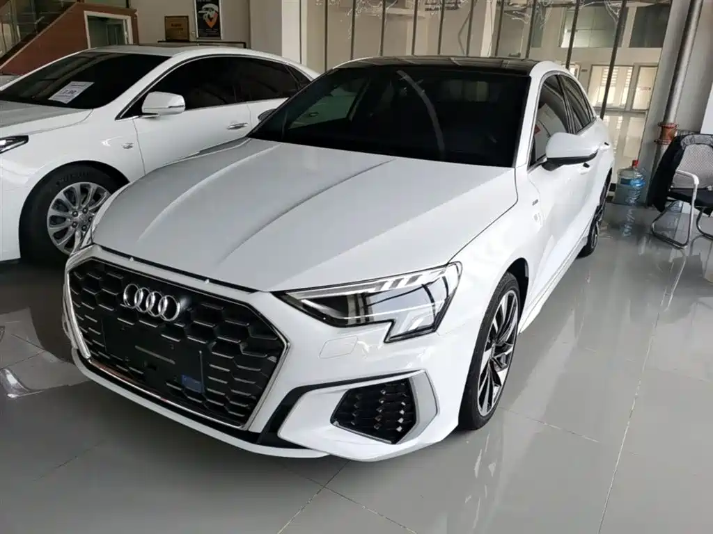Купить Audi A3