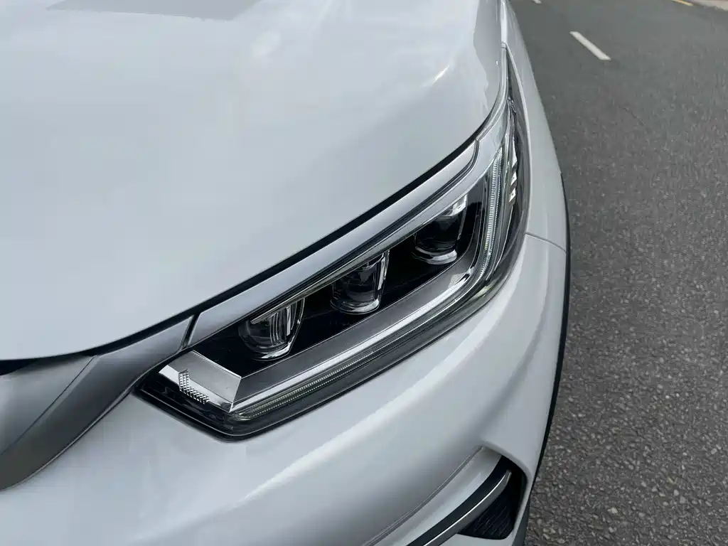 BYD Yuan Pro — миниатюра 13