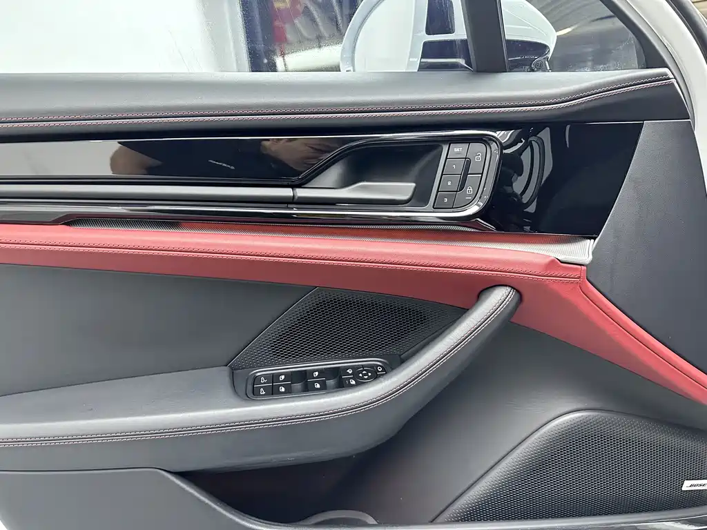 Porsche Panamera — миниатюра 17
