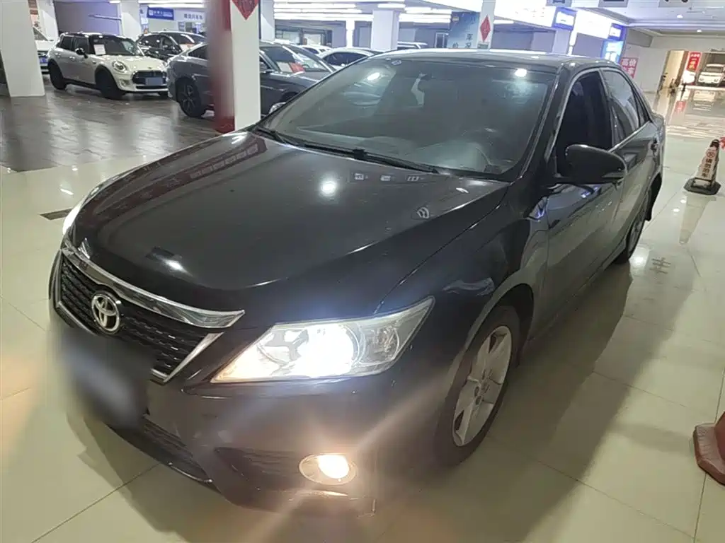Купить Toyota Camry