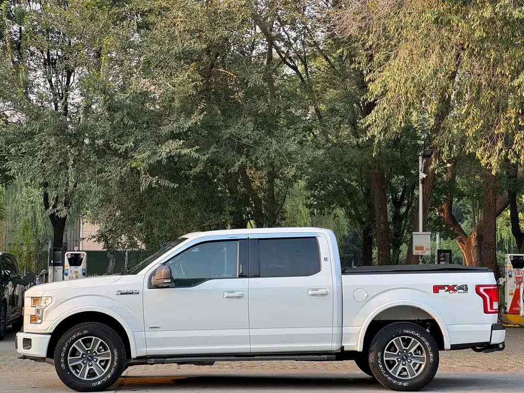 Ford F-150 Raptor — миниатюра 10