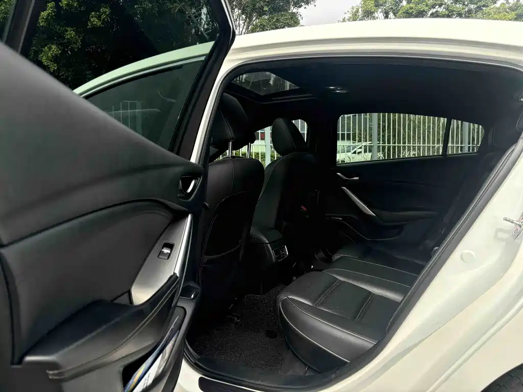 Mazda Atenza — миниатюра 15