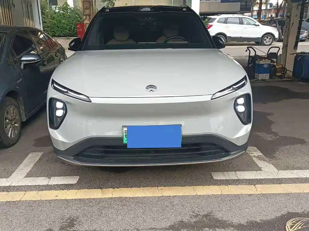NIO ES6 — миниатюра 2