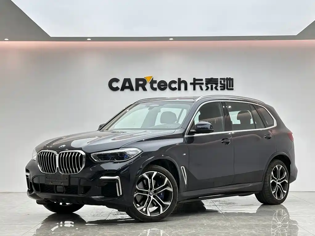 宝马X5 2022款 xDrive 40Li 尊享型M运动套装 2022
