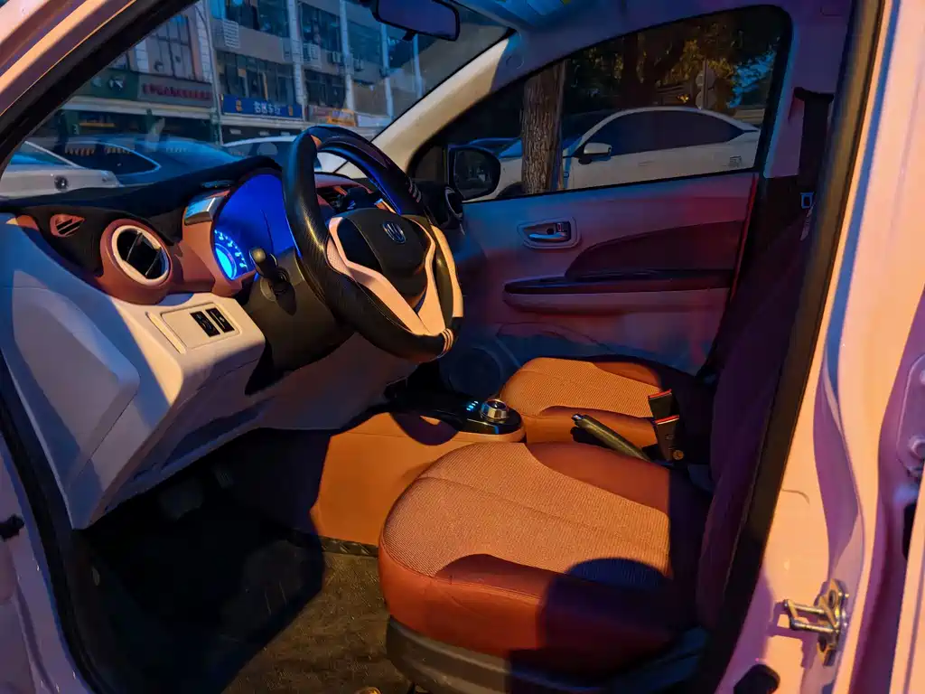 Changan Benben E-Star — миниатюра 4
