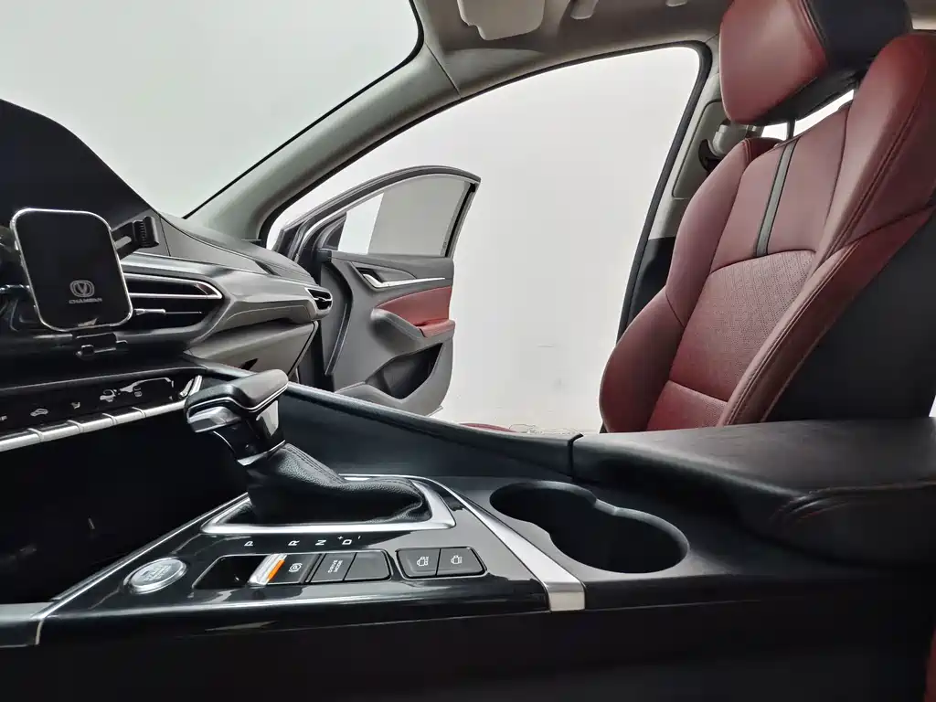 Changan Eado — миниатюра 12