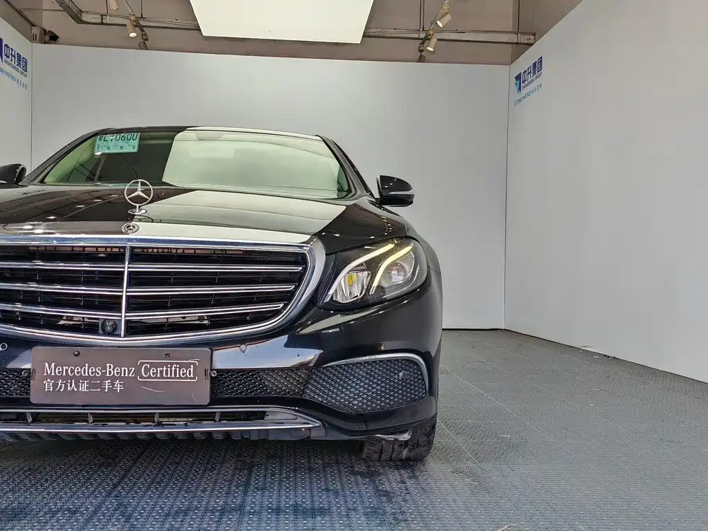 Mercedes-Benz E-Class — миниатюра 19