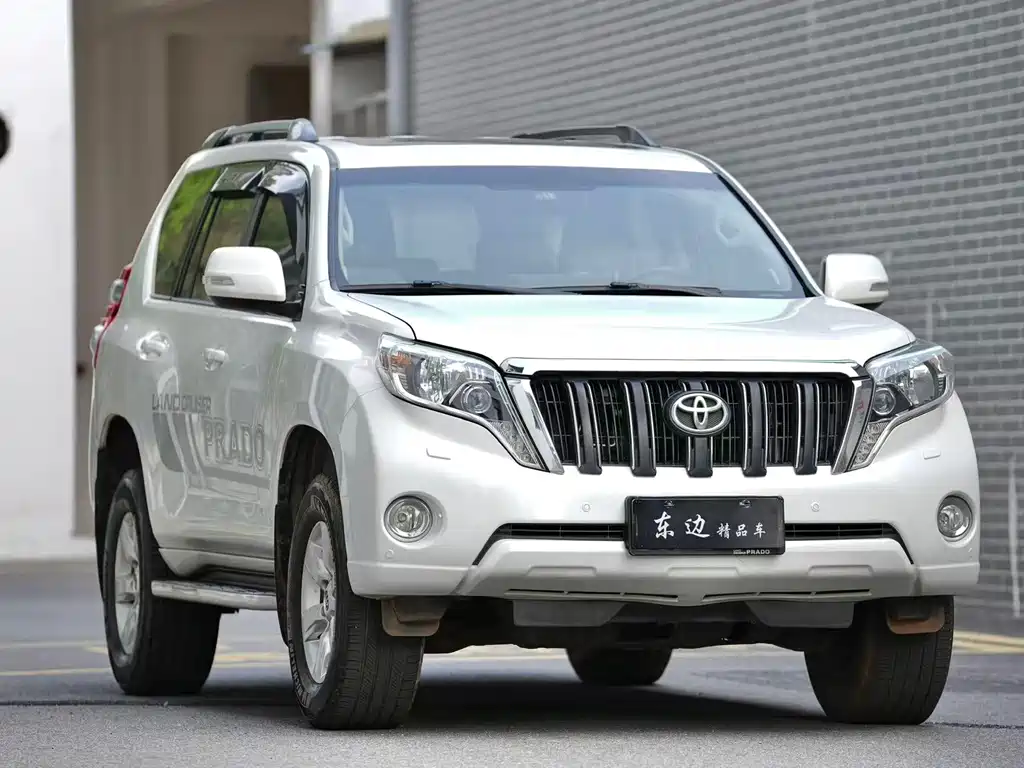 TOYOTA PRADO