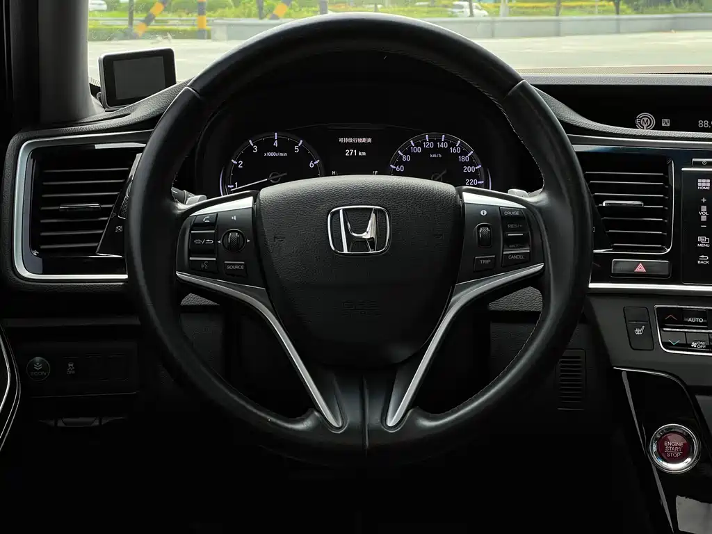 Honda Spirior — миниатюра 12
