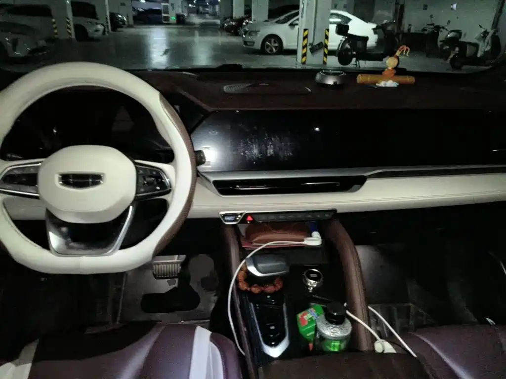 Geely Xingyue L — миниатюра 13