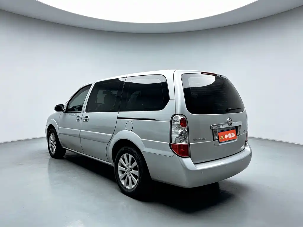 Buick GL8 — миниатюра 6