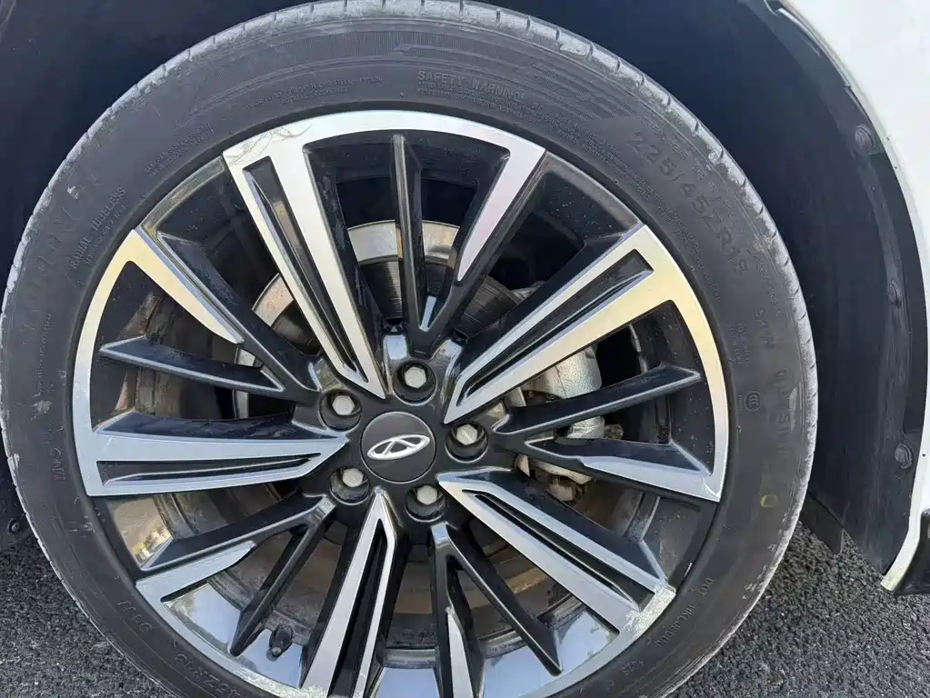 Chery Arrizo 8 — миниатюра 17