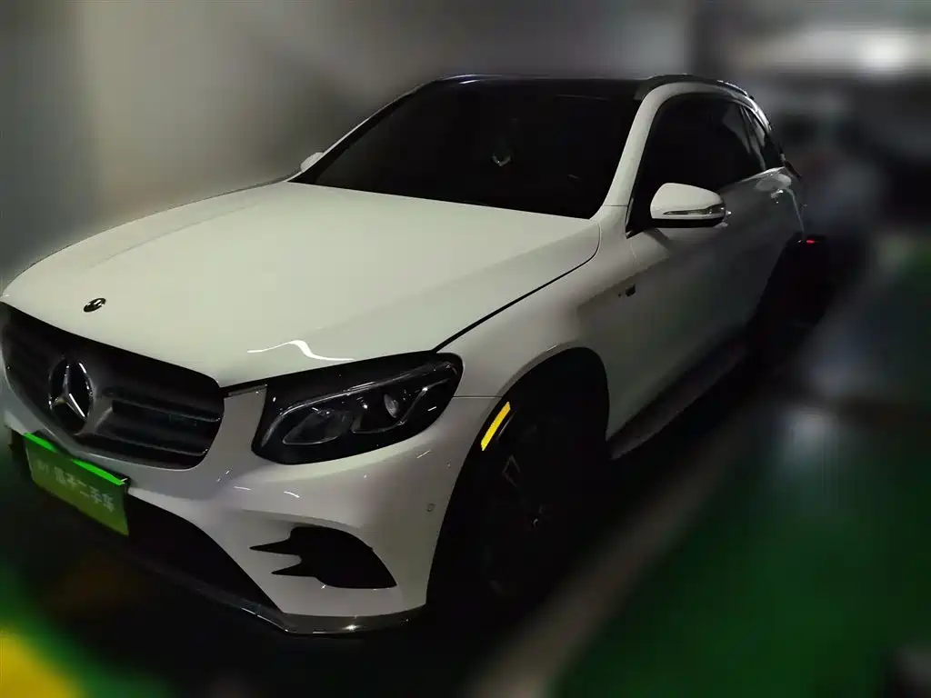Mercedes-Benz GLC 2017 GLC 260 4MATIC