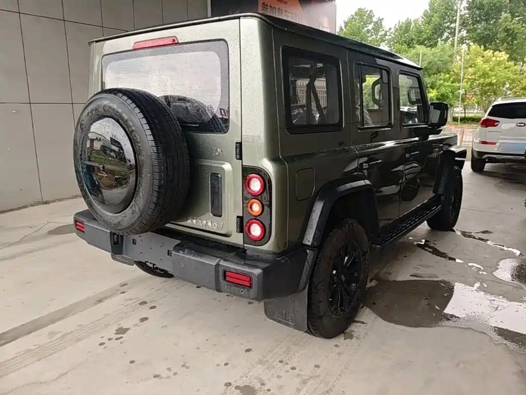 212 T01 2024 2.0T