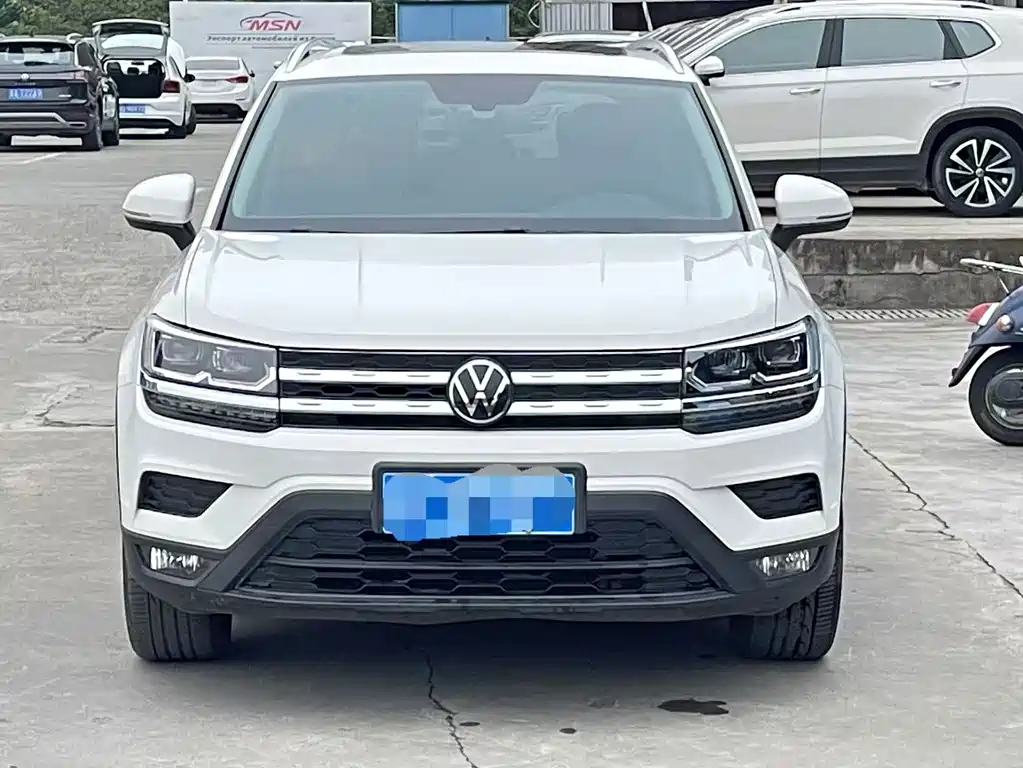 Volkswagen Tharu — миниатюра 2
