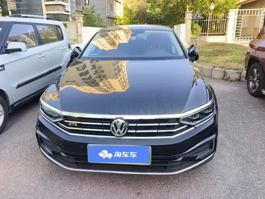 Volkswagen Magotan PHEV — миниатюра 2