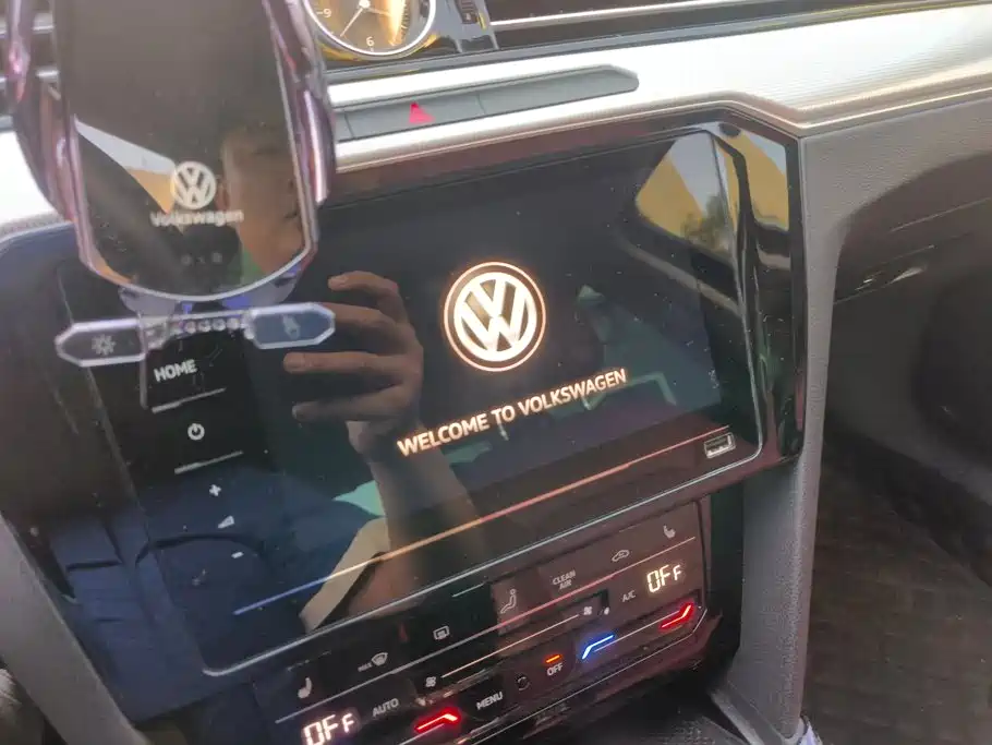 Volkswagen Magotan PHEV — миниатюра 13