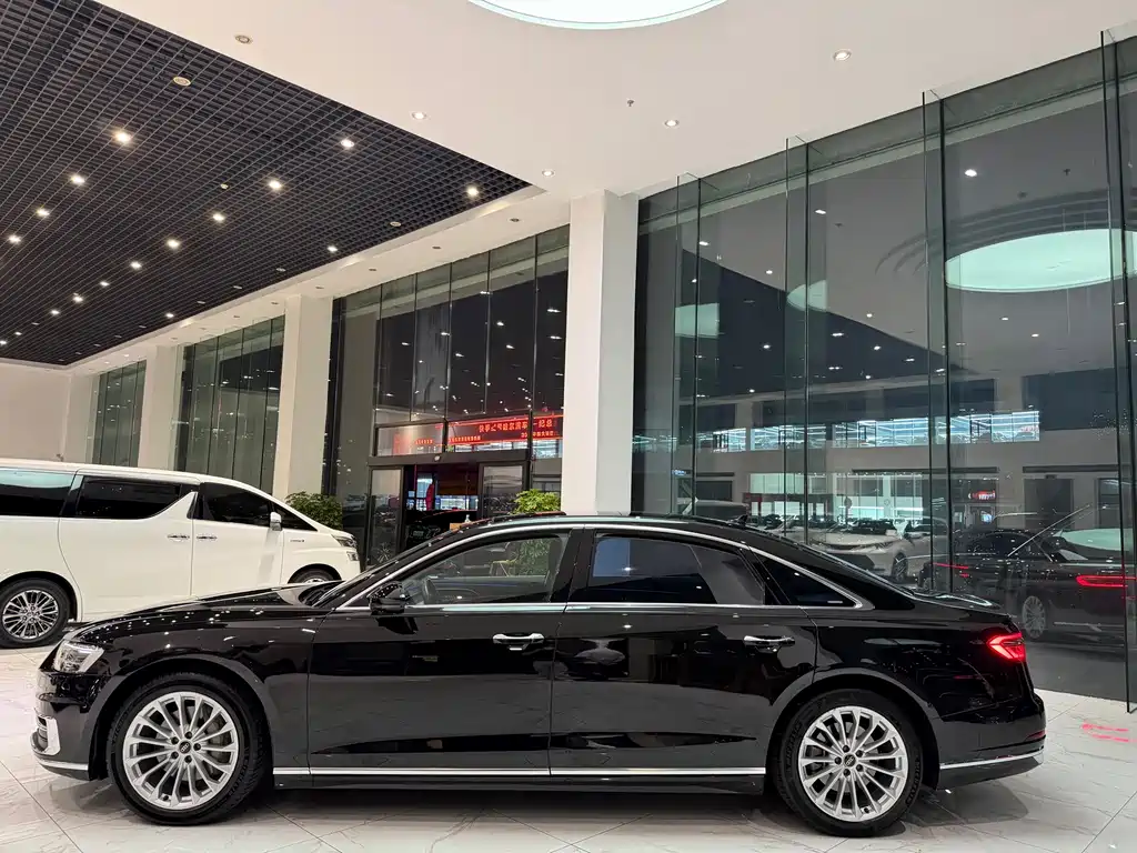 Audi A8 — миниатюра 9