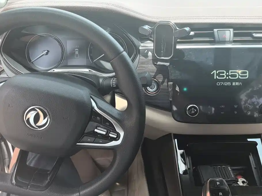 Dongfeng Rich 7 — миниатюра 12