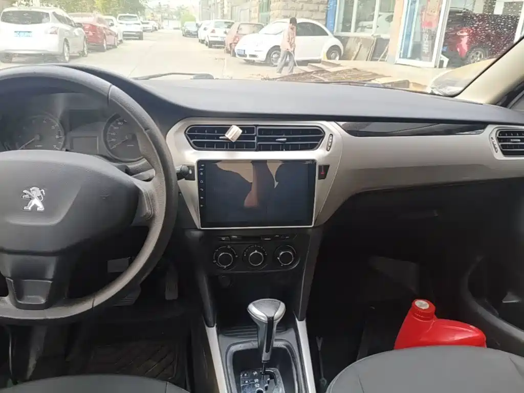 Peugeot 301 — миниатюра 13