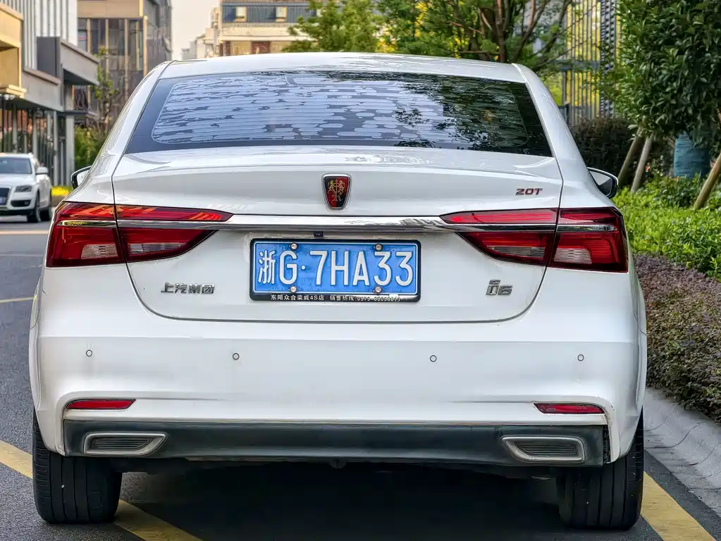 Roewe i6 Classic — миниатюра 4