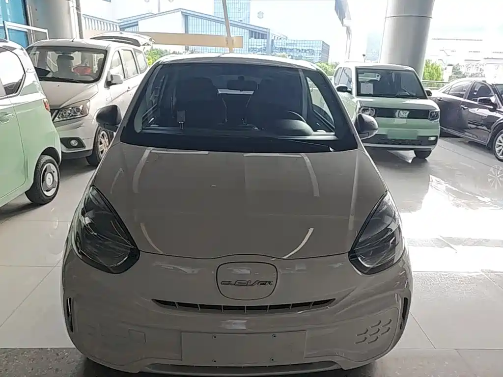 Roewe Clever — миниатюра 3