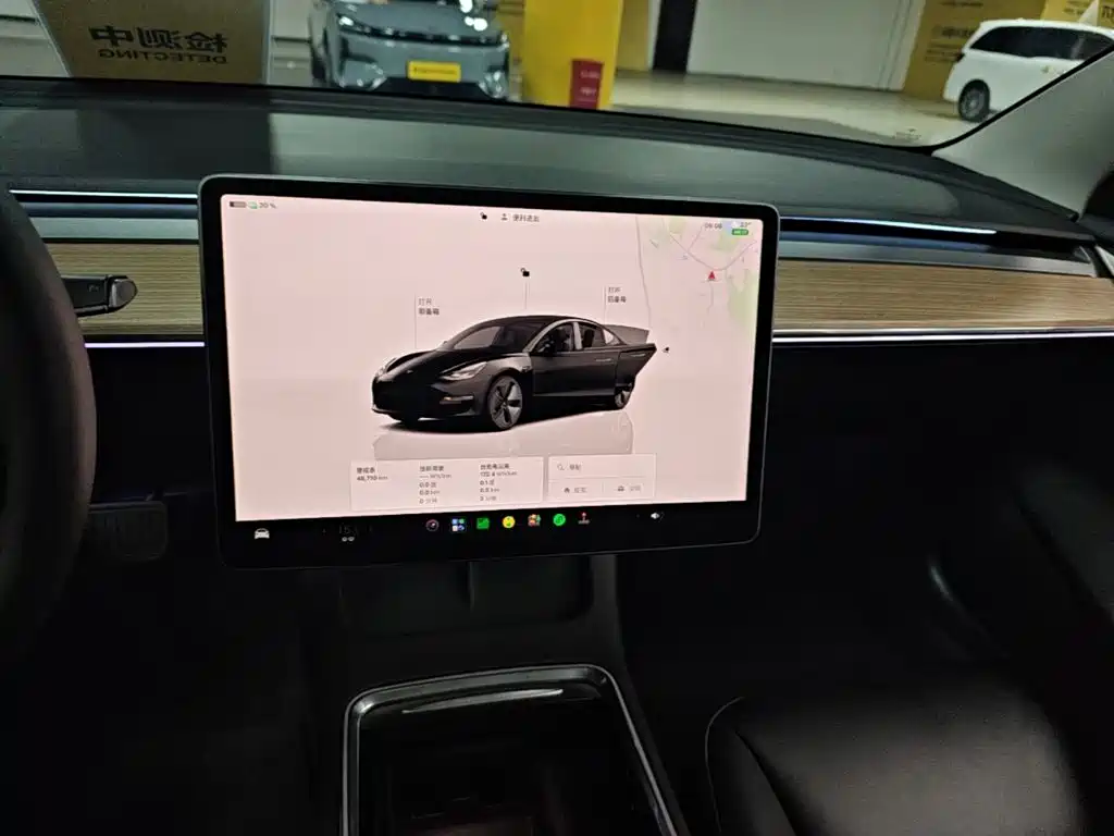 Tesla Model 3 — миниатюра 13