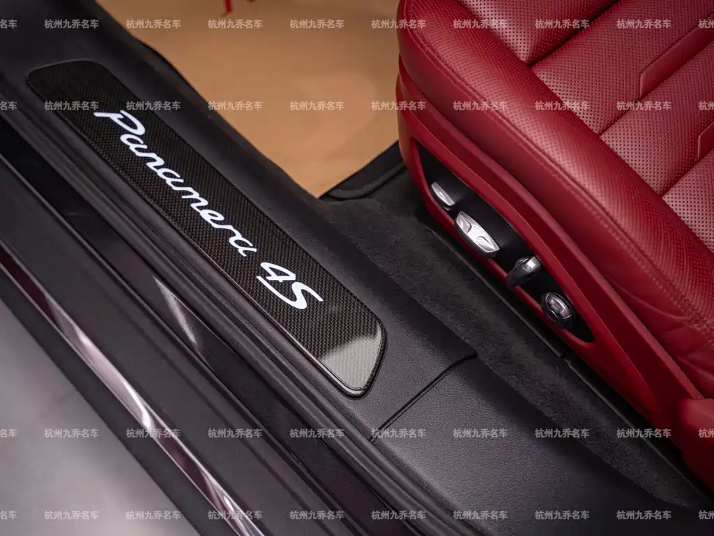 Porsche Panamera — миниатюра 25