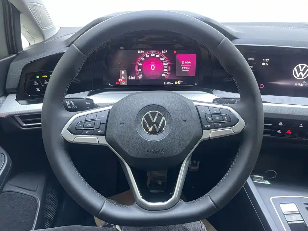 Volkswagen Golf 2023 280TSI DSG Pro