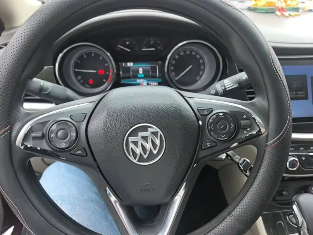 Buick Verano — миниатюра 11