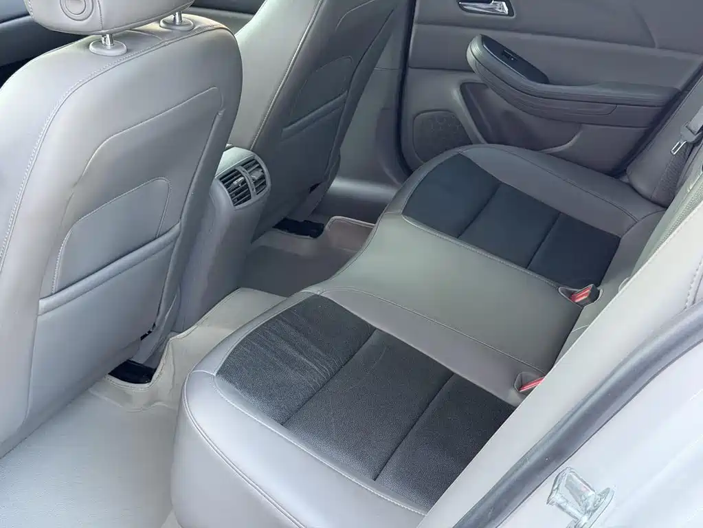 Chevrolet Malibu — миниатюра 11