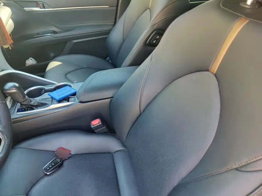 Toyota Camry — миниатюра 11