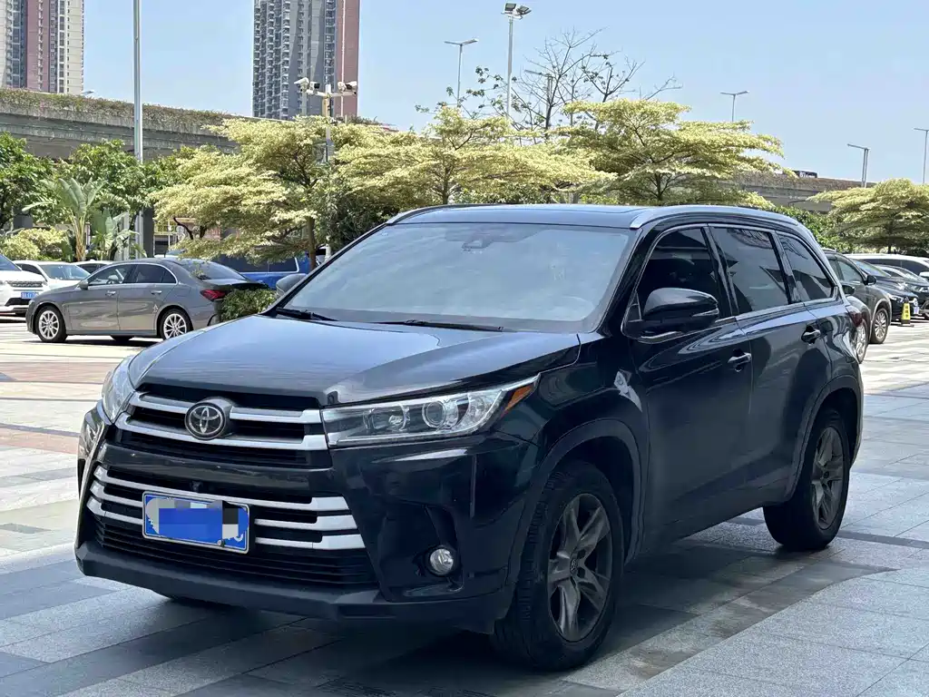 Toyota Highlander 2020