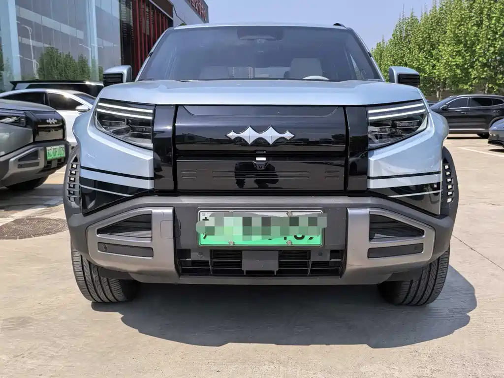 Fang Cheng Bao Titanium 3 2025