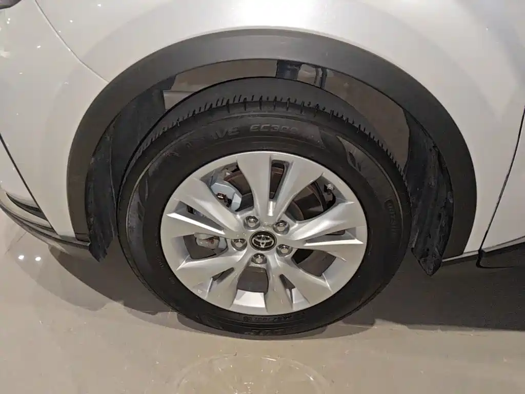 Toyota IZOA — миниатюра 23